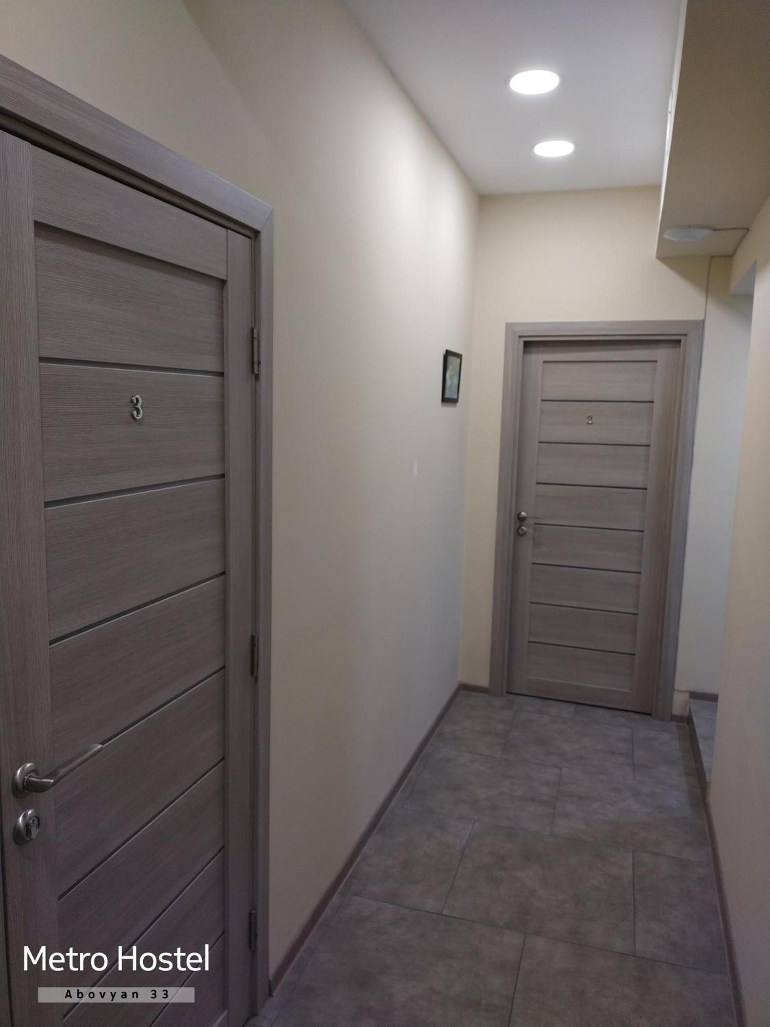 Metro Hostel Ереван Экстерьер фото