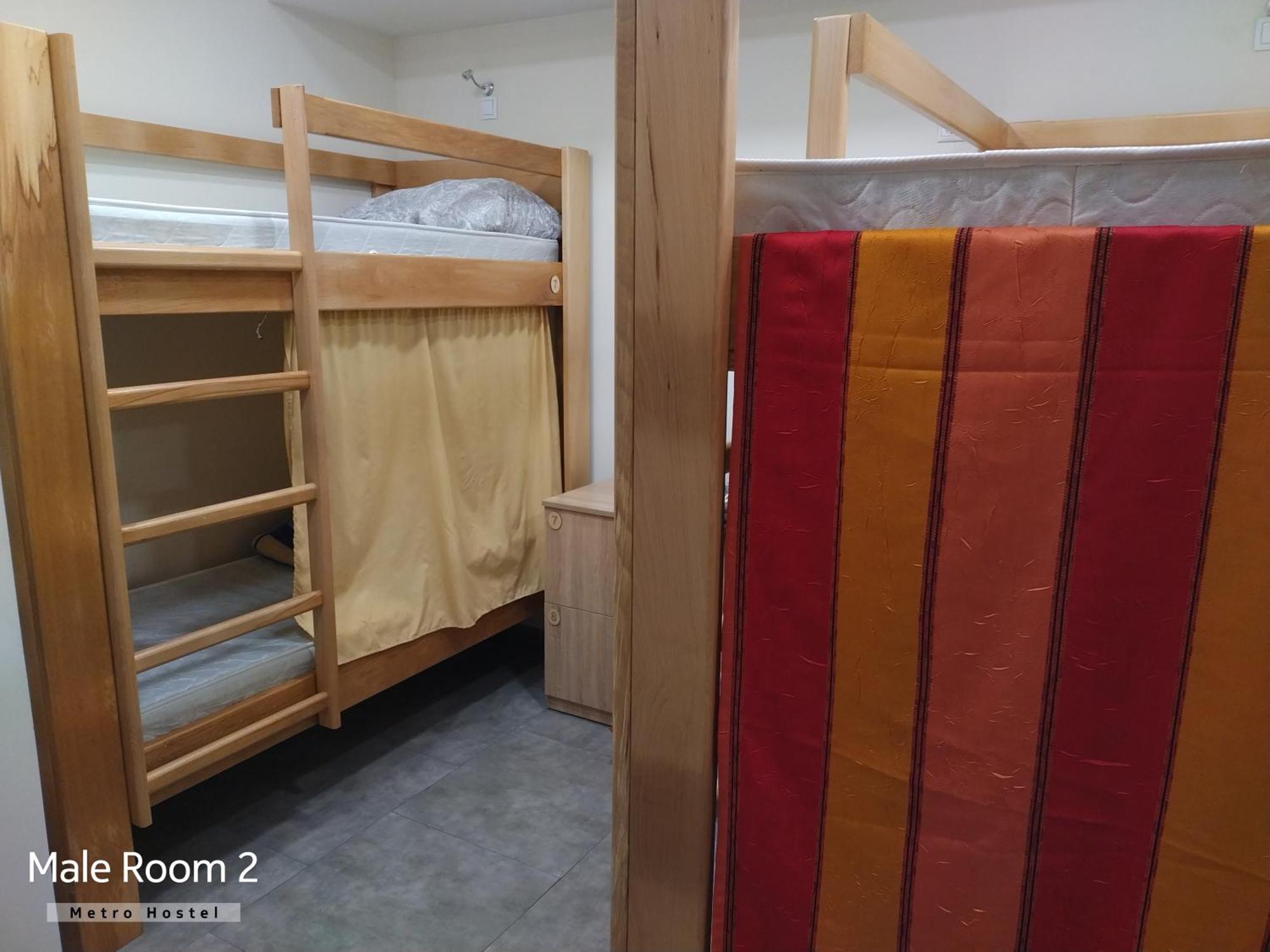 Metro Hostel Ереван Экстерьер фото