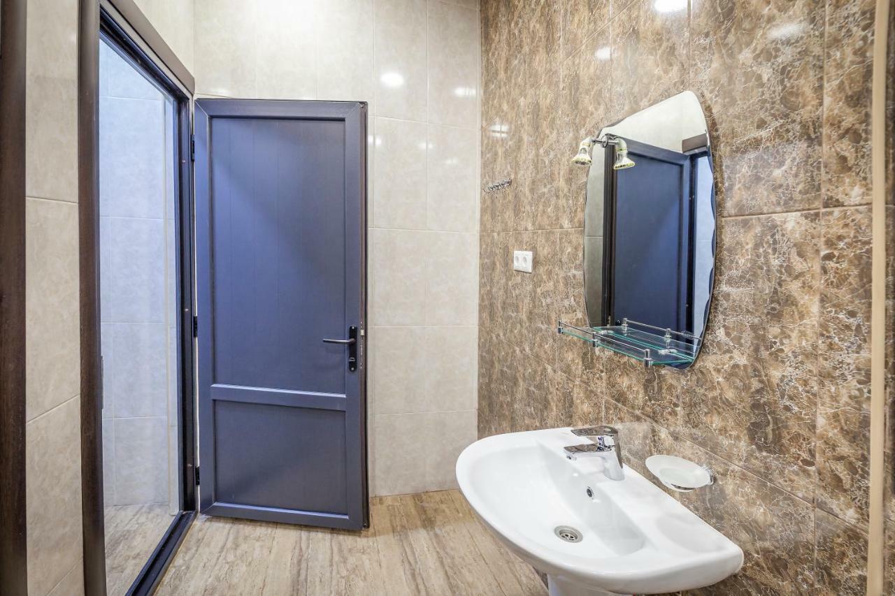 Metro Hostel Ереван Экстерьер фото